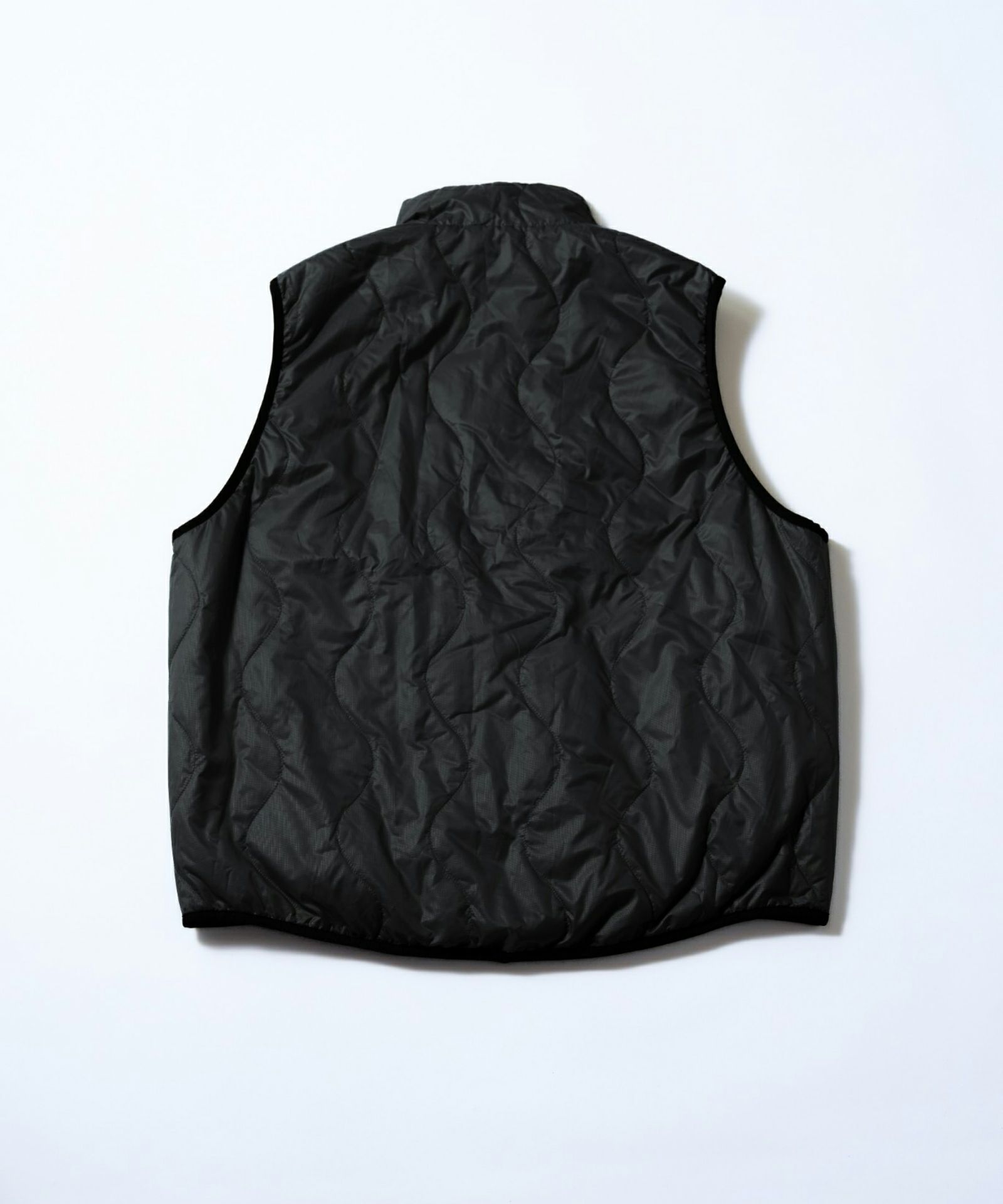 BRING×WILD THINGS 光電子中綿リバーシブルベスト│REVERSIBLE VEST