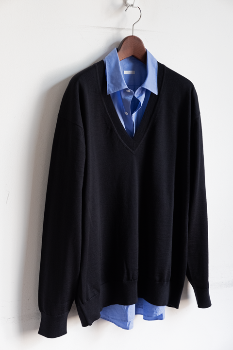 AURALEE Super High Gauge Wool Knit V-Neck P/O | 大阪心斎橋のメンズ
