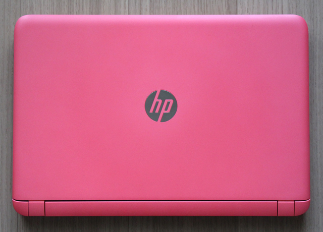 HP Pavilion 15-ab000 ピーチピンクレビュー 上品なピンクが映える