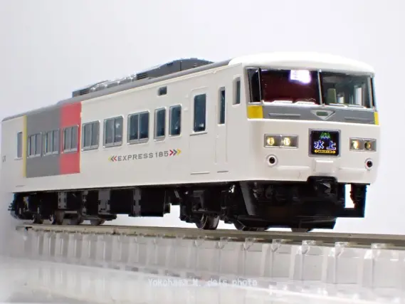 185系200番代（エクスプレス185）が入線しました。TOMIX 98756