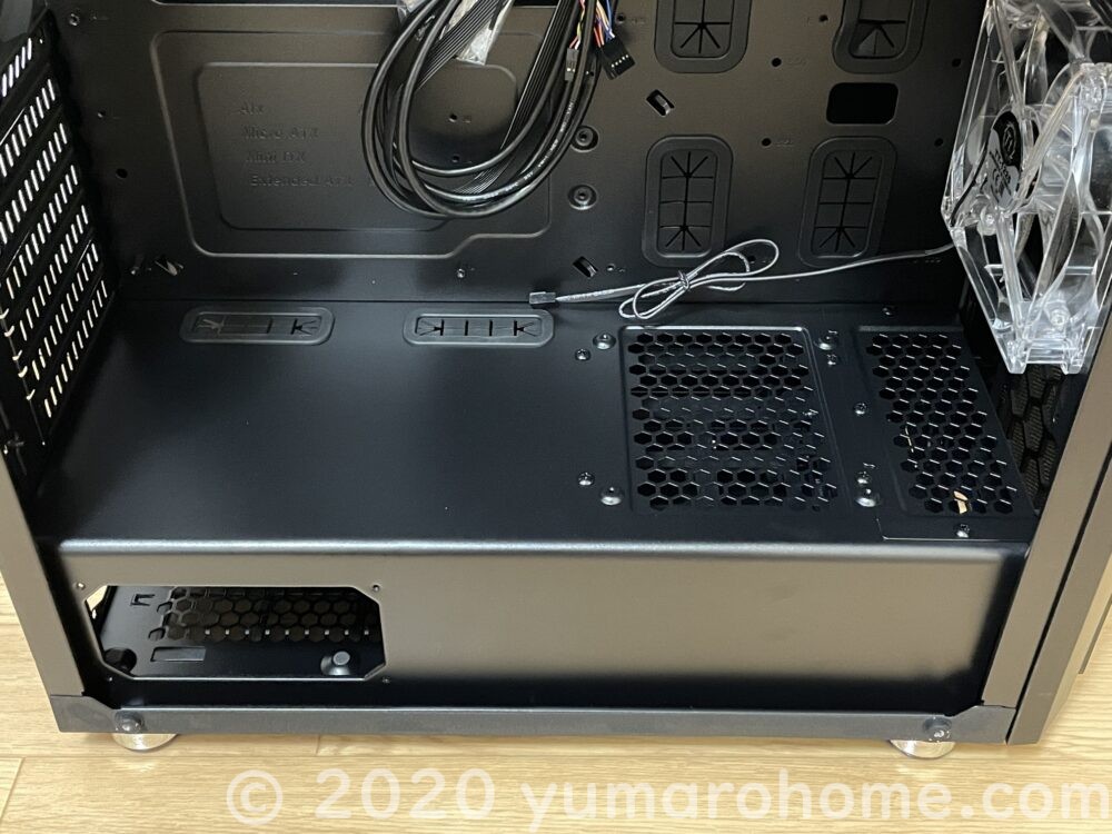 自作PC】ロングセラーの理由が分かる。「Thermaltake Versa H26」は