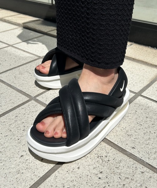 NIKE（ナイキ） サンダル 「NIKE」FJ5929-002 ウィメンズ エア