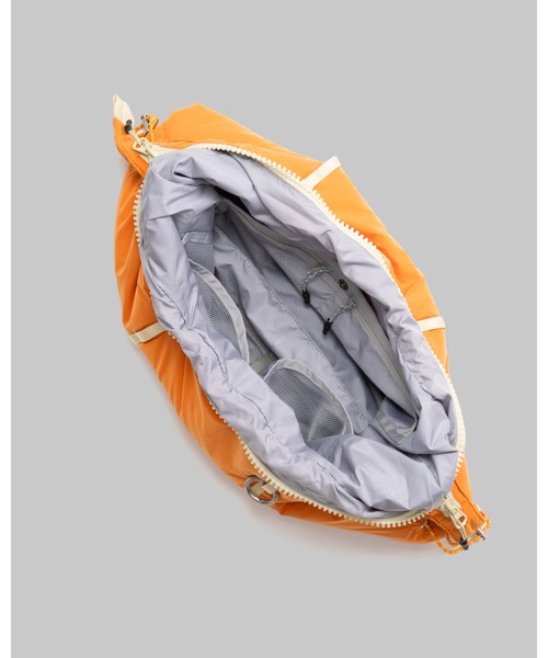 Topologie（トポロジー） ハンドバッグ Cloud Hobo Medium 「バッグ