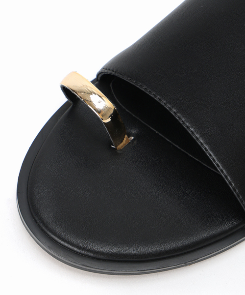 Le Vernis（ル・ベルニ） サンダル Toe ring sandals レディース