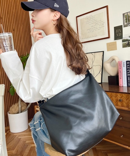 moment+ ショルダーバッグ バッグ 「累計販売枚数1万枚突破！」ワイド