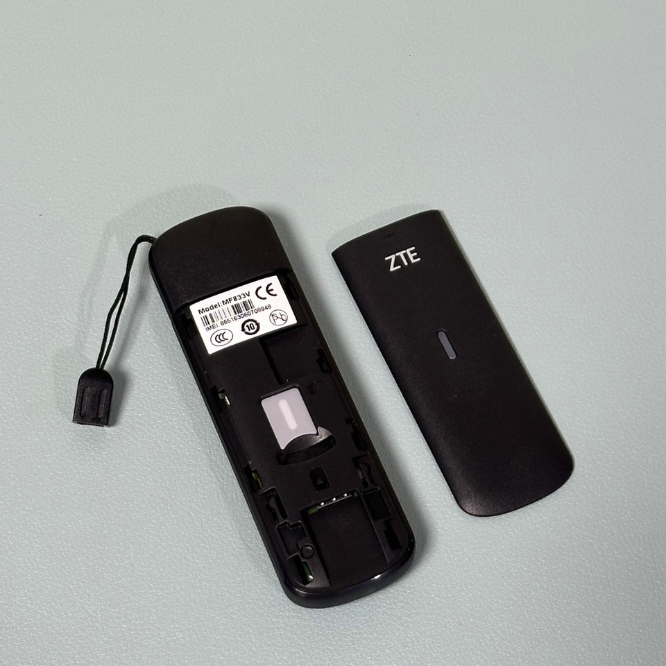 ZTE MF833V USB 동글, 150 Mbps 무선 4G LTE 모뎀, MF833 글로벌 범용