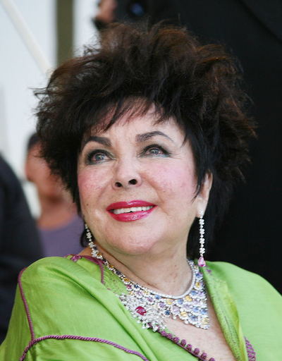 人気トークショーにエリザベス・テイラーが登場 - 米国 写真22枚 国際