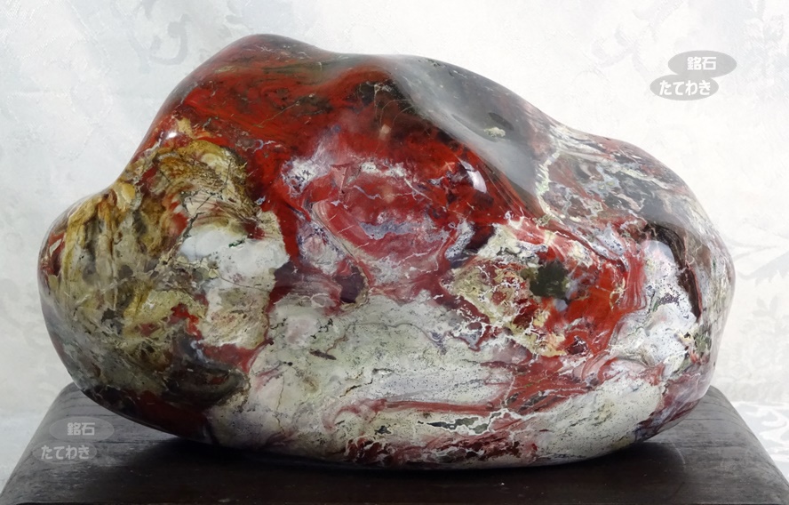 佐渡錦紅石