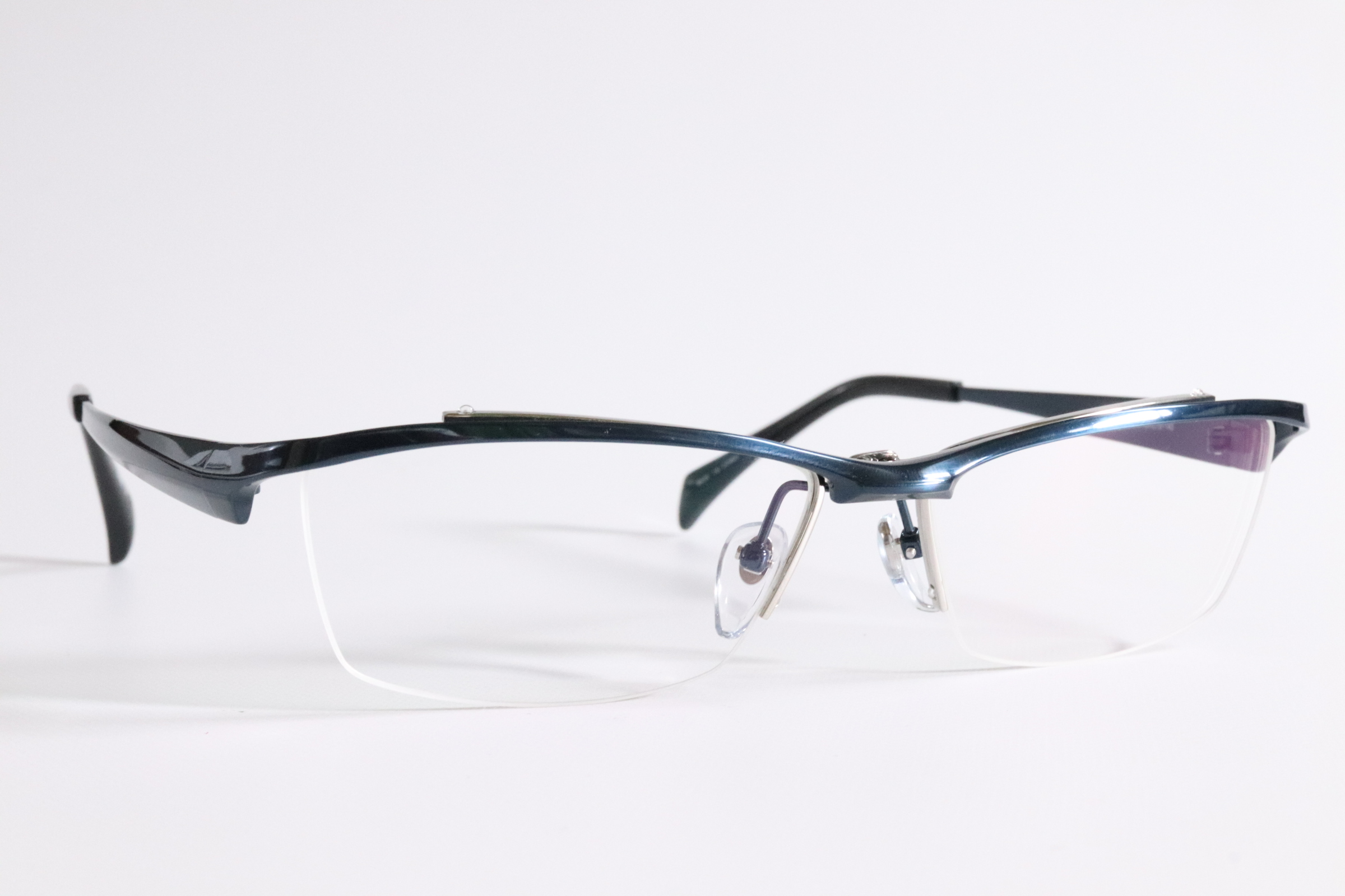 GLIDER【跳ね上げメガネのプロショップ】大阪市住之江区より単式跳ね