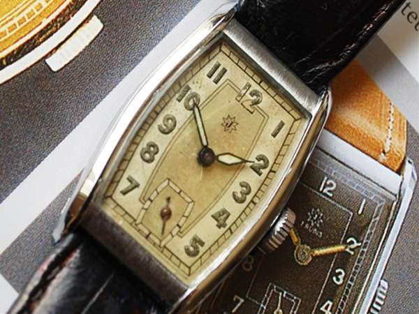 ユンハンス ミリタリー トノー型 1940年製 オリジナル OH済 希少