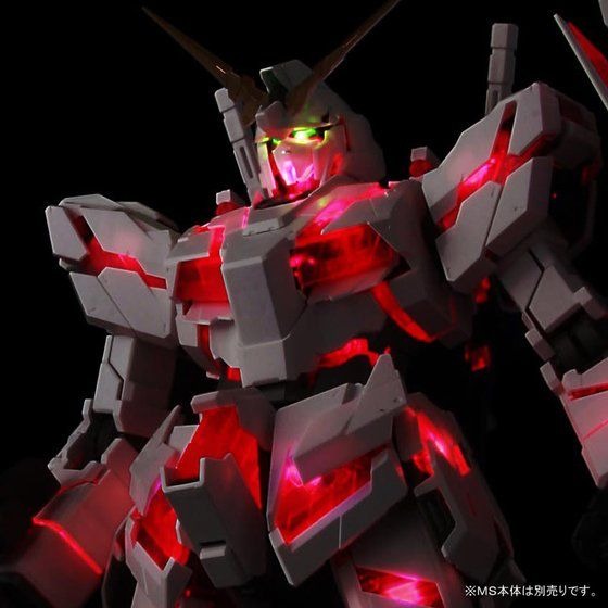 ガンダムUC」サイコフレームの発光を再現！ プラモデルに組み込むLED