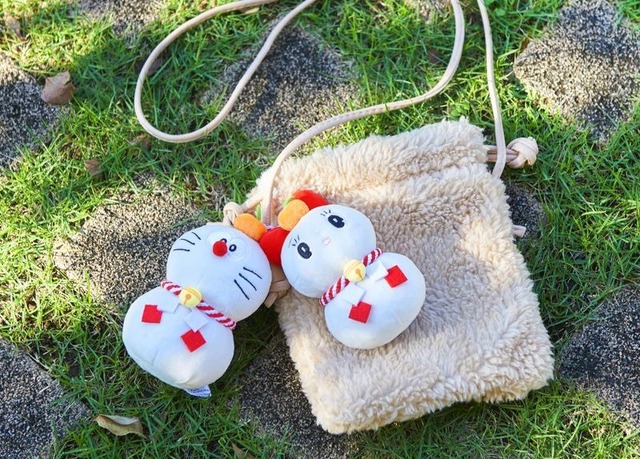 ドラえもん＆ドラミちゃんがもっちもちの鏡餅に！ クッション