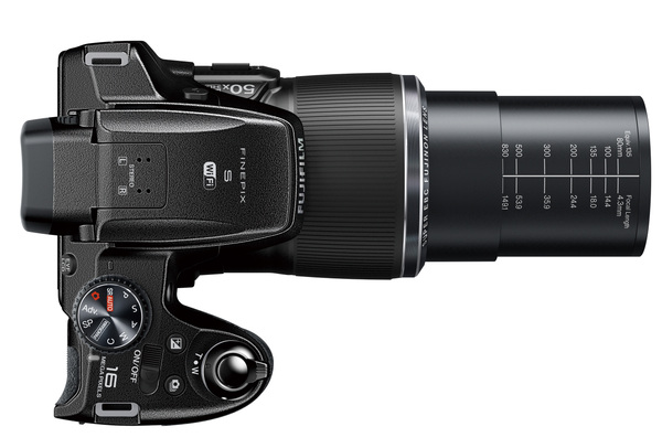 ASCII.jp：50倍望遠デジカメと15m防水対応デジカメが富士フイルムから登場