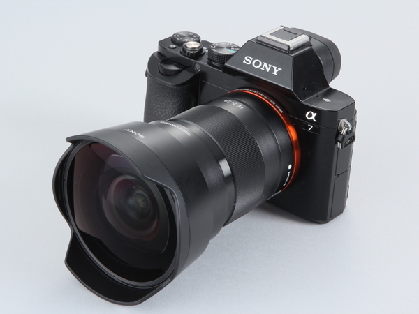 ASCII.jp：魚眼や超広角としても使える！ ソニーのフルサイズ対応28mm