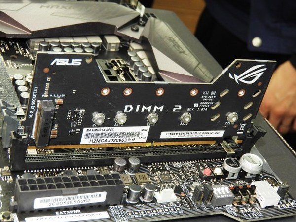 ASCII.jp：M.2 SSD専用カード「DIMM.2」を使うOC系マザーがASUSから