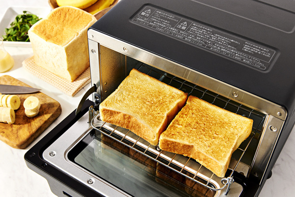 ASCII.jp：パナソニック、厚切り食パンを美味しく焼き上げるオーブン