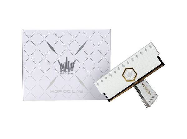 ASCII.jp：DDR4-4600に対応するGALAXの白いOCメモリー