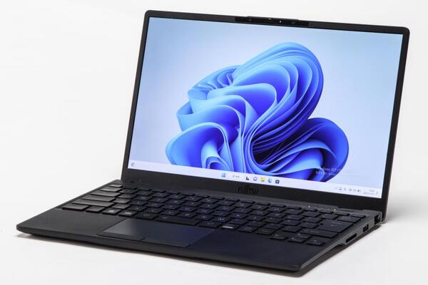 ASCII.jp：富士通の13.3型ノートPC「LIFEBOOK WU4/G2」は仕事や普段