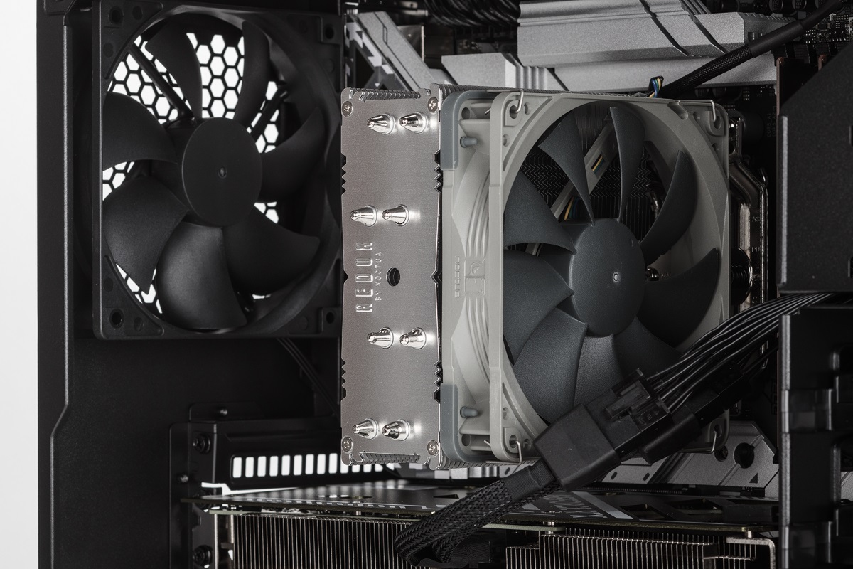 ASCII.jp：Ryzen 7 9700X搭載ゲーミングPCは空冷でも最大約80度、過熱