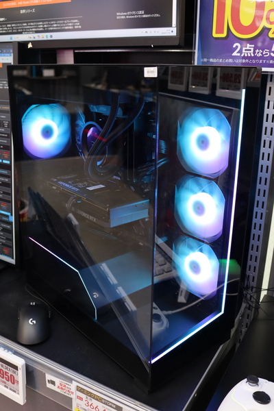 ASCII.jp：これまでの“白”を覆す！STORM「影界シリーズ」に“漆黒”の