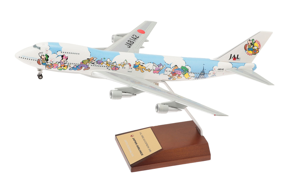 JAL×ディズニーの特別塗装機、誕生30周年をお祝い！ 初代デザインの