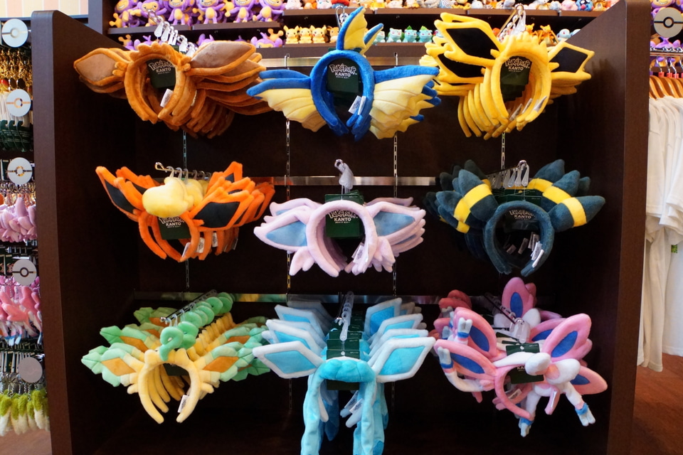 カチューシャなどポケパーク カントー限定グッズが勢ぞろい