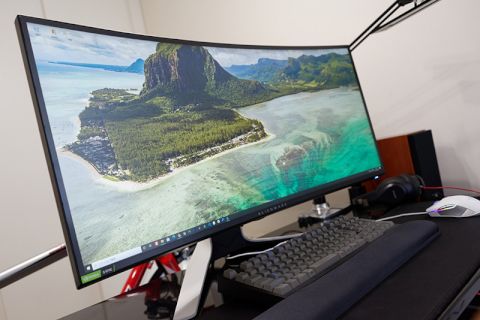 ゲーミングなウルトラワイド液晶が仕事にも活躍する時代になった!? 34