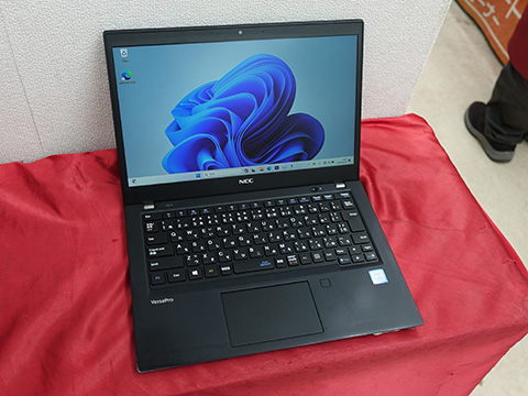Core i5-8265Uや8GBメモリ搭載のNEC製13.3型ノートPCが24,800円！中古