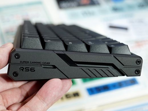 0.001mm検知対応の65%ラピトリキーボード「ATK RS6」が発売、重量は1.3