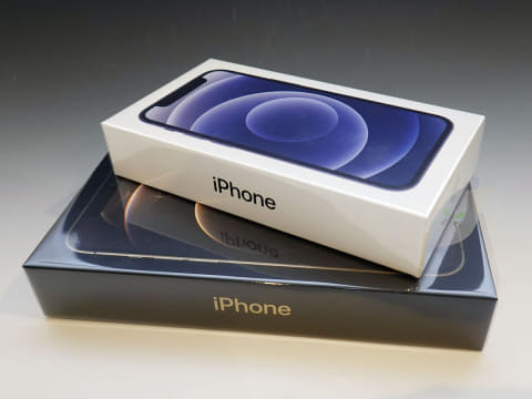 西田宗千佳のRandomTracking】「史上最大のiPhone」と「最小5G iPhone