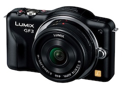 パナソニック、ストロボ内蔵で世界最小最軽量「LUMIX DMC-GF3