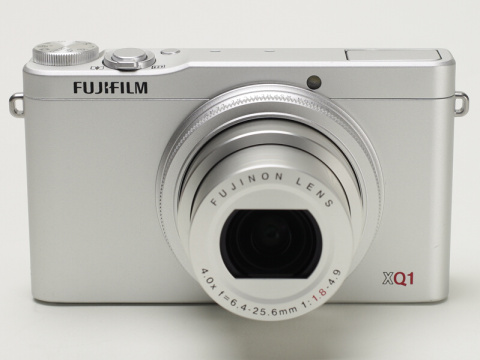 ミニレポート：ハイコントラストな「例のモノクロ」をカメラ設定で作り