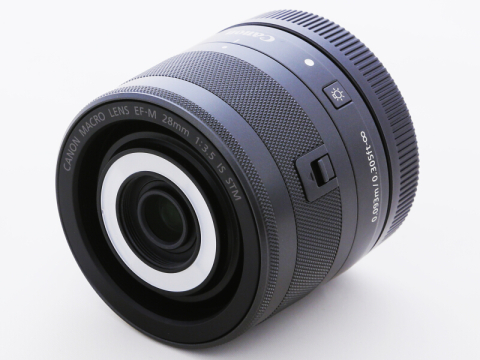 交換レンズレビュー：噂のキヤノン純正LED内蔵マクロレンズを試す