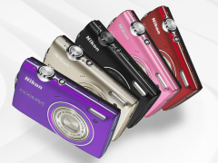 ニコン、“三脚”“手持ち”を判別する「COOLPIX S5100」 - デジカメ Watch