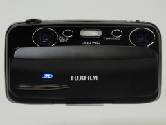 新製品レビュー：富士フイルムFinePix REAL 3D W3 - デジカメ Watch Watch