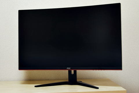 曲面パネルで勝つ!! リフレッシュレート144Hz、応答速度1msのハイ