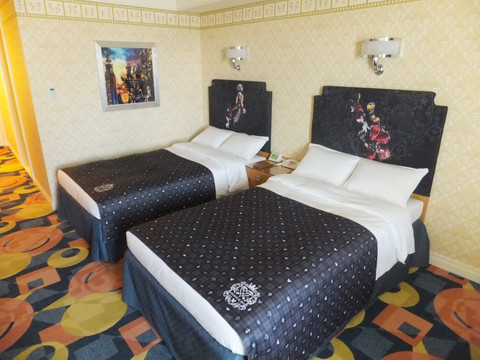 キングダム ハーツ」スペシャルルーム、キーブレード型ルームキーを