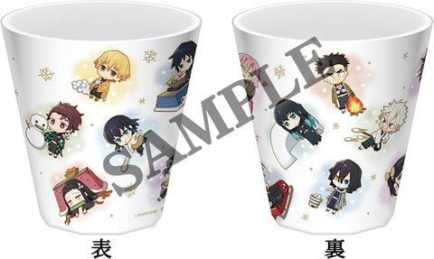 鬼滅の刃」、炭治郎たちが描かれた「メラミンカップ」と「缶バッジ