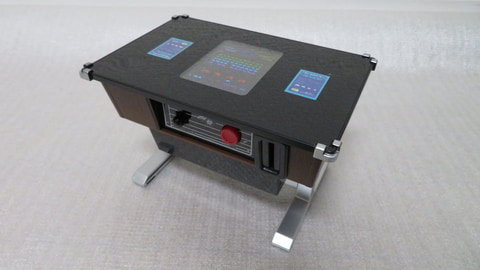 遊べる貯金箱 スペースインベーダー テーブル筐体型」は再現バッチリ
