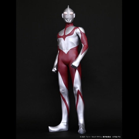 全高約60cmのウルトラサイズ。「シン・ウルトラマン」のジャンボソフビ