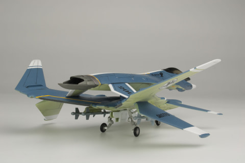 戦闘妖精雪風」より「メイヴ雪風」と「ファーンII」のミサイル装備