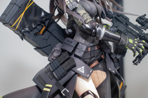 ドルフロ」より「M4A1 MOD3」展示！ ダークな雰囲気と鋭い表情再現