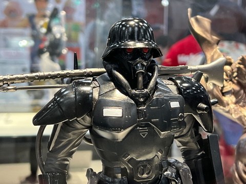 犬狼伝説」プロテクトギアのソフビ復刻版が海洋堂ブースで先行販売