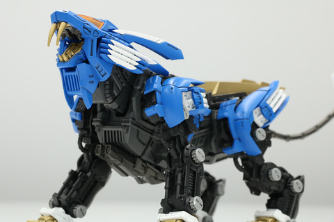 インタビュー】ゾイド「RMZ-001 ブレードライガー」＆「RMZ-002