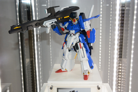 MG 1/100 フルアーマーZZガンダム Ver.Ka」の最大の魅力は
