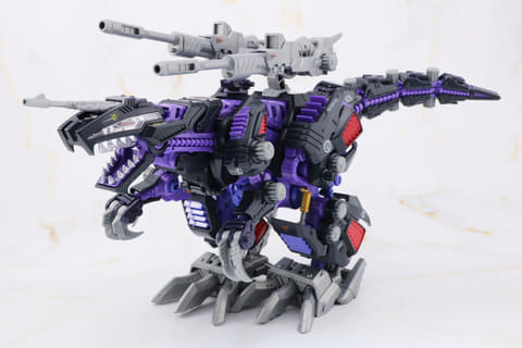 レビュー】ゾイド「AZ-09 ジェノザウラー」レビュー 濃密なディテール