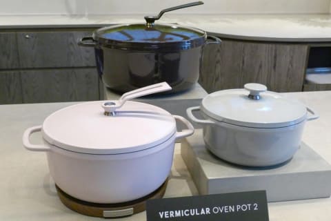 バーミキュラのオーブンポットが1.3kg軽く。焼く+無水調理の「無水