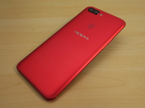 デュアルカメラとAIビューティー技術でカメラが楽しい、OPPO「R11s