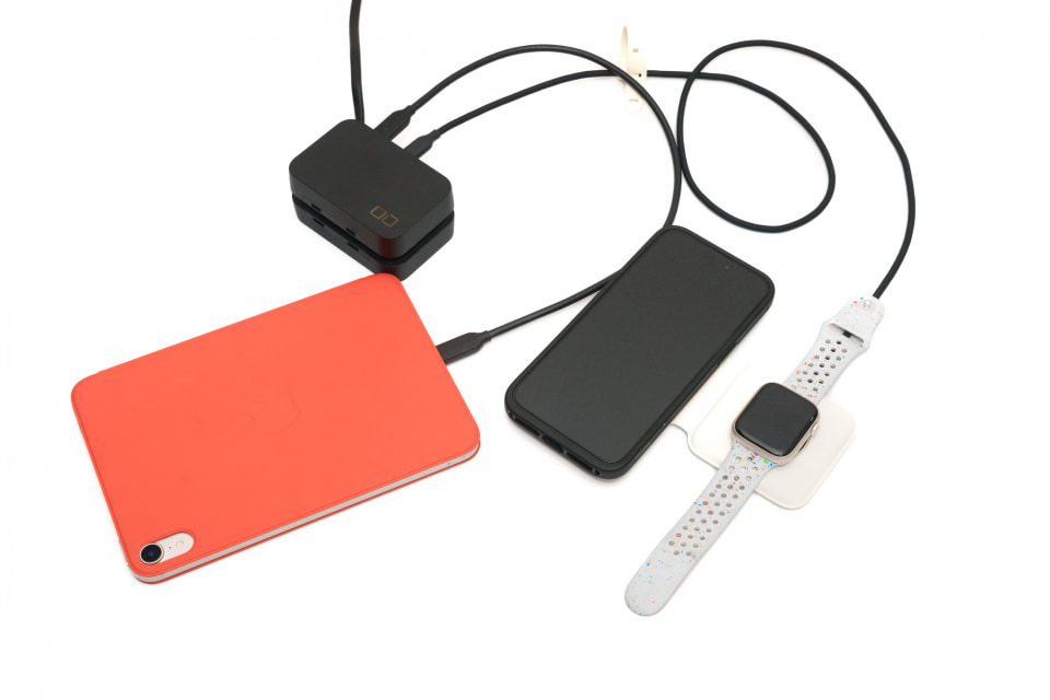 旅行にすごく便利な延長タップ+USB充電器「Polaris CUBE Built in