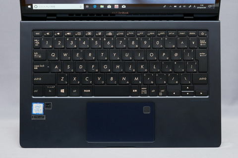 Hothotレビュー】13.3型4K液晶搭載で薄さもきわめたASUS製軽量ノート